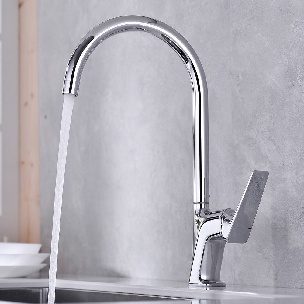 Brass Pulling and Retracting Kitchen Faucet with Hot and Cold Water