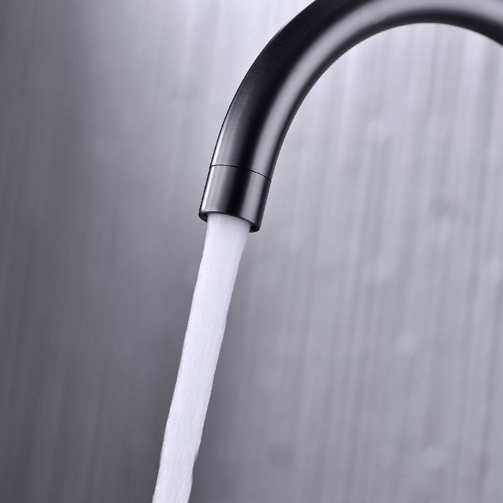 Brass Pulling and Retracting Kitchen Faucet with Hot and Cold Water