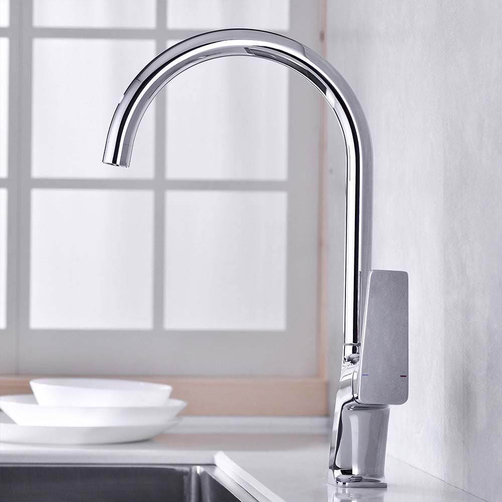 Brass Pulling and Retracting Kitchen Faucet with Hot and Cold Water