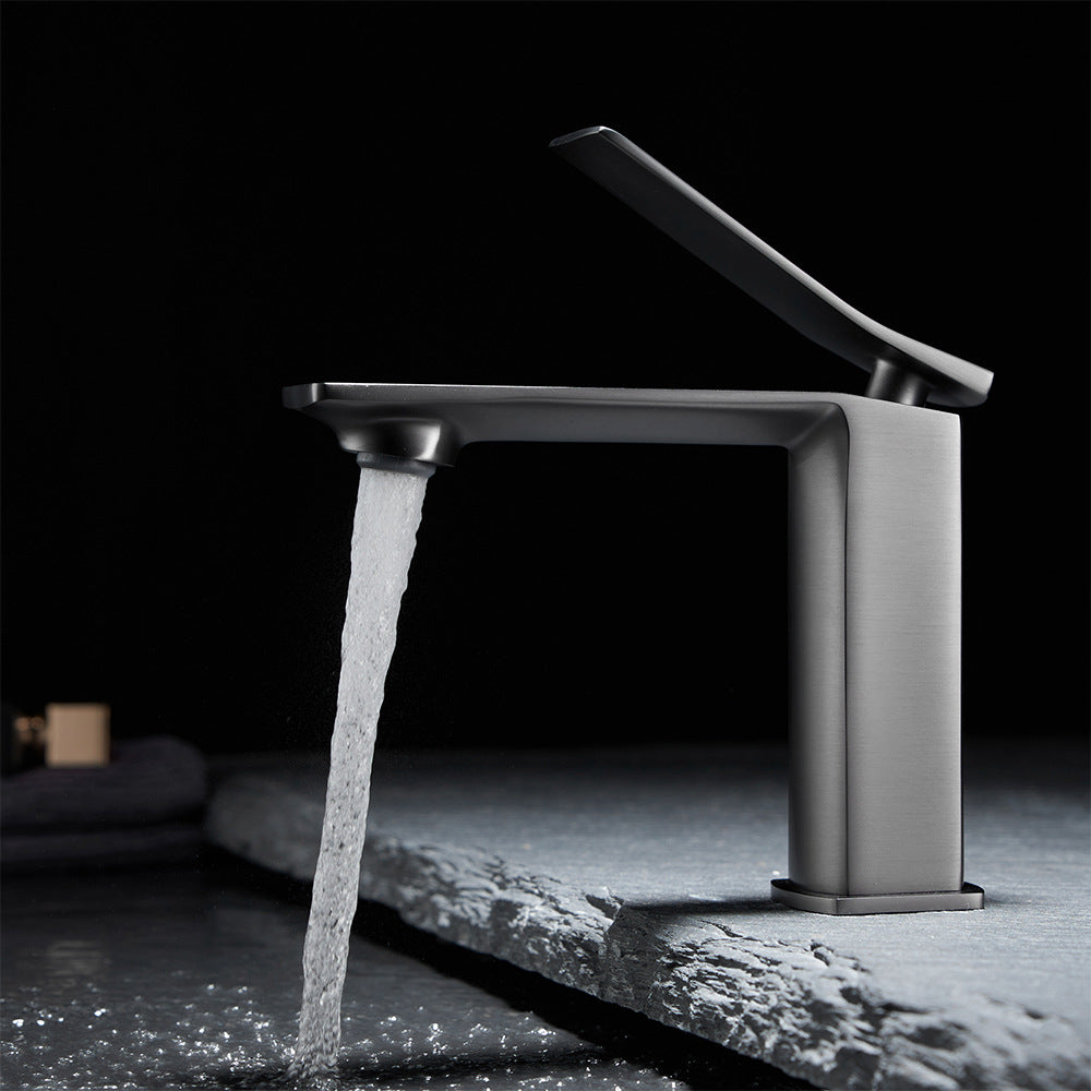 Single Hole Single Handle Bathroom Faucet