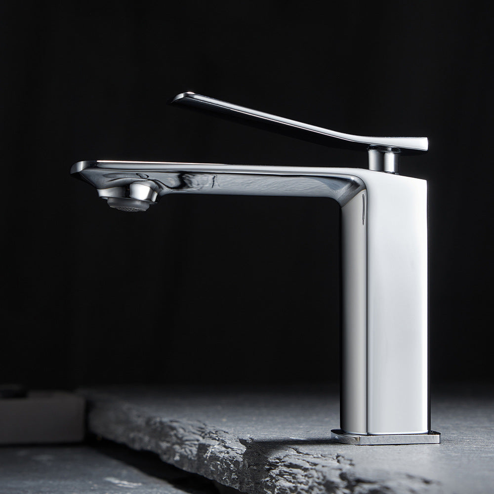 Single Hole Single Handle Bathroom Faucet
