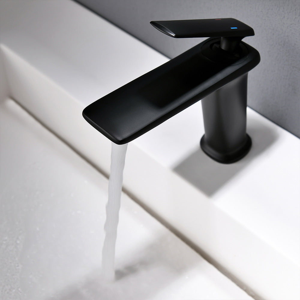 Modern Cold and Hot Single Handle Built-In Switch Bathroom Faucet