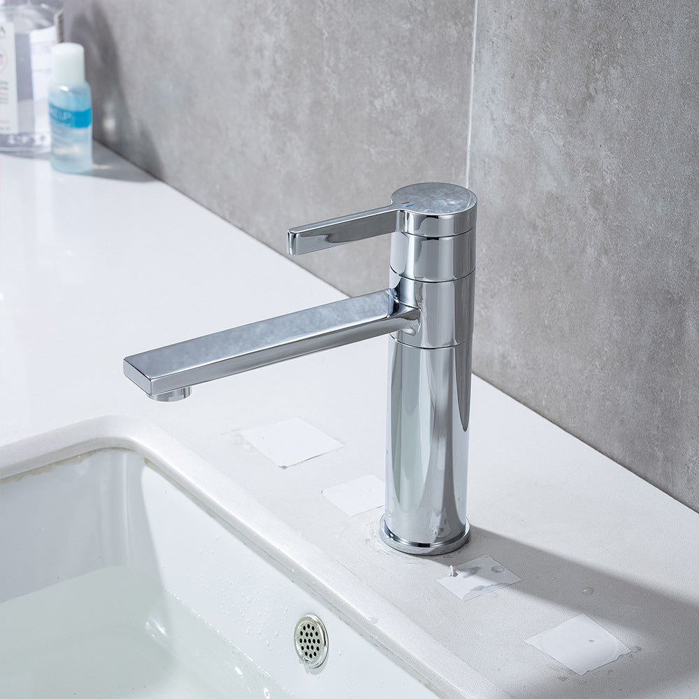 Brass Single-Handle Bathroom Sink Faucet - Polished Chrome