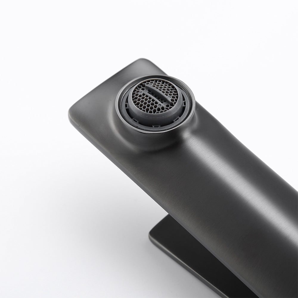 Single Hole Single Handle Bathroom Faucet