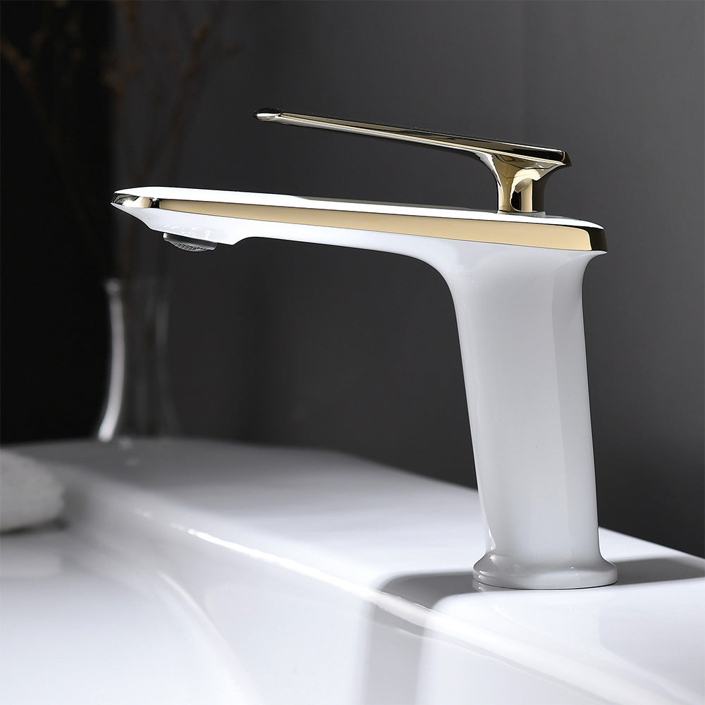 Modern Cold and Hot Single Handle Built-In Switch Bathroom Faucet