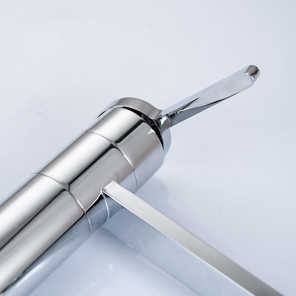 Brass Single-Handle Bathroom Sink Faucet