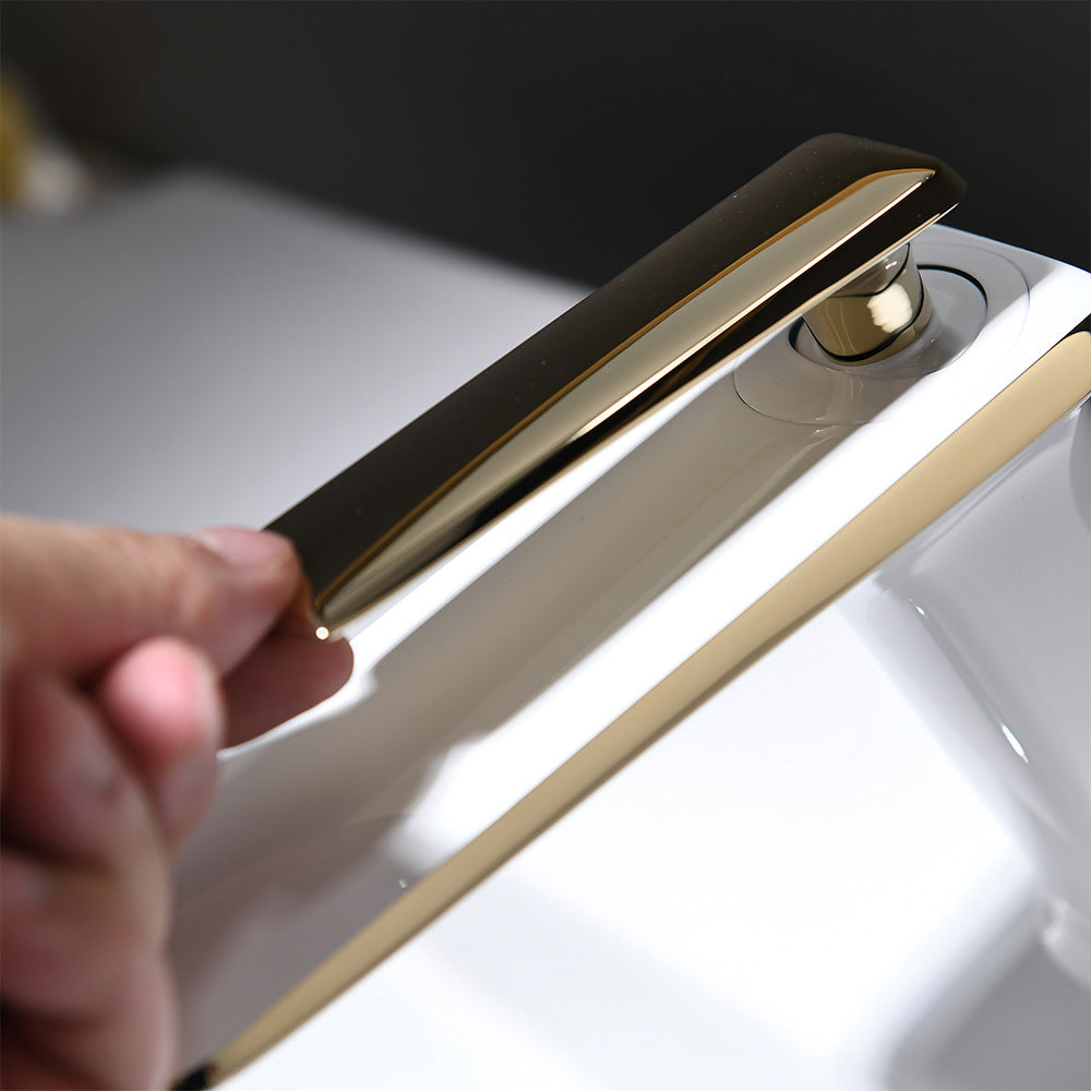 Modern Cold and Hot Single Handle Built-In Switch Bathroom Faucet