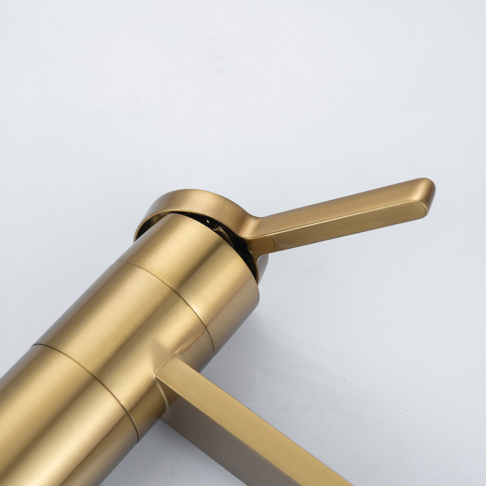 Brass Single-Handle Bathroom Sink Faucet - Polished Chrome