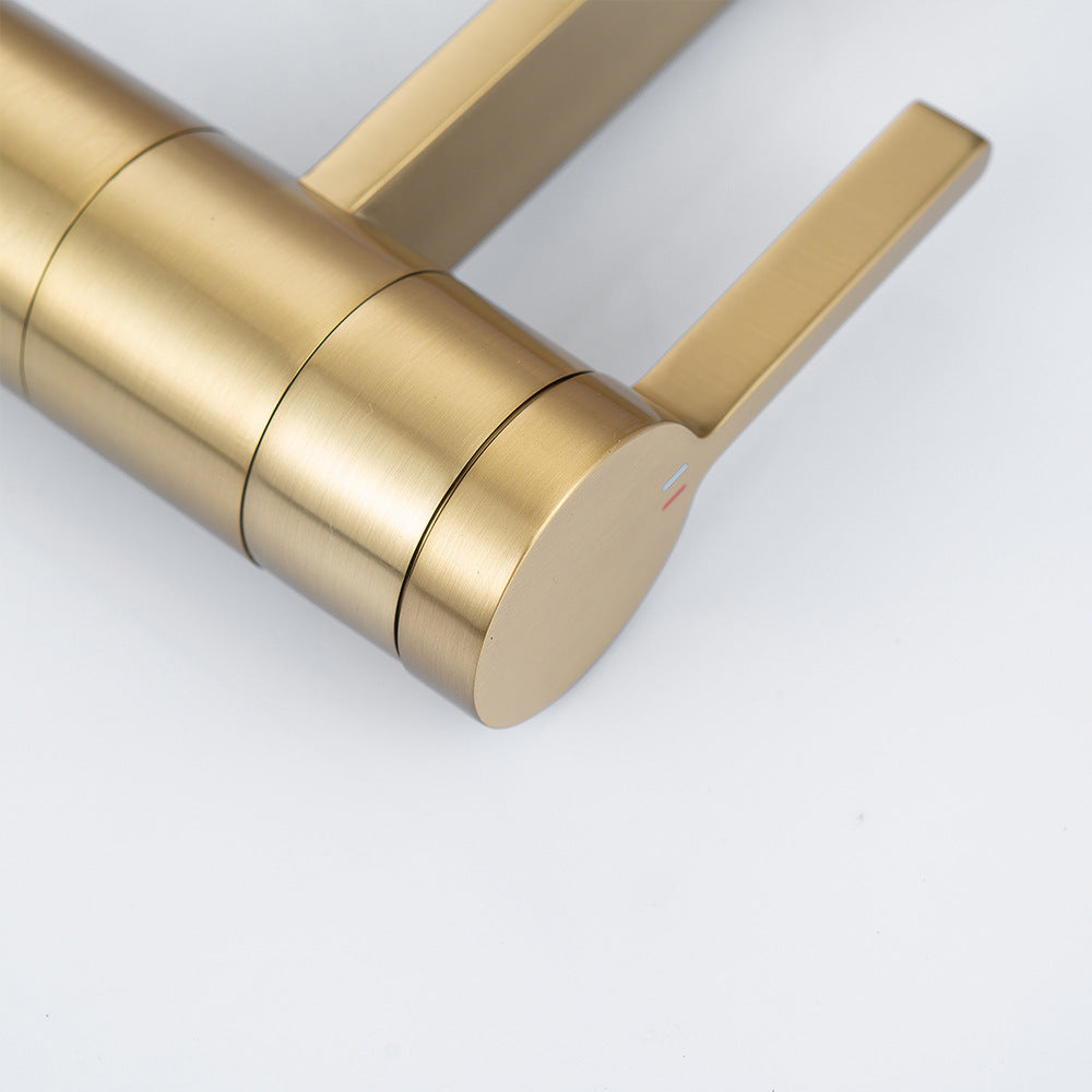 Brass Single-Handle Bathroom Sink Faucet