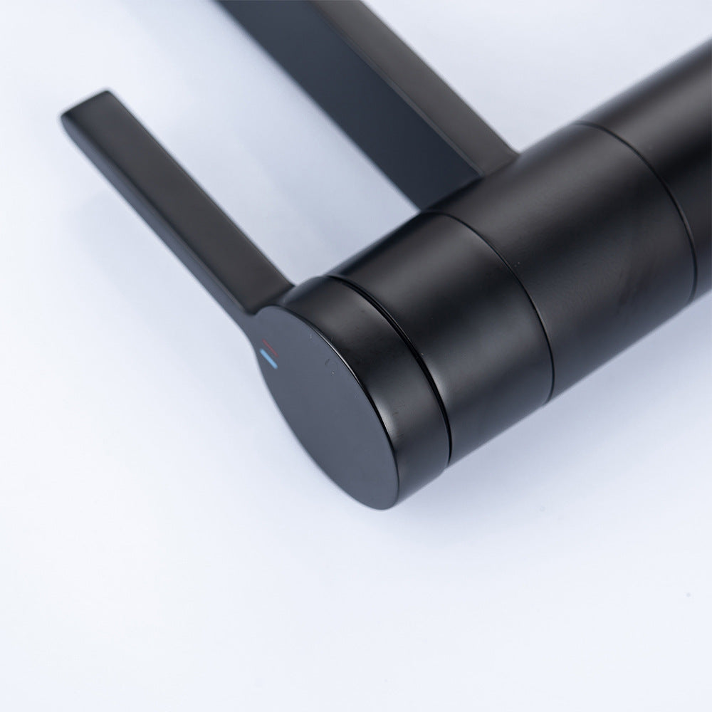 Brass Single-Handle Bathroom Sink Faucet - Polished Chrome