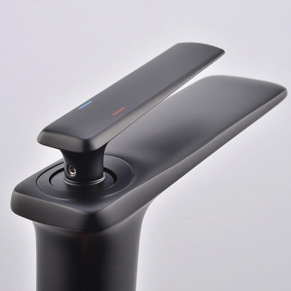 Modern Cold and Hot Single Handle Built-In Switch Bathroom Faucet