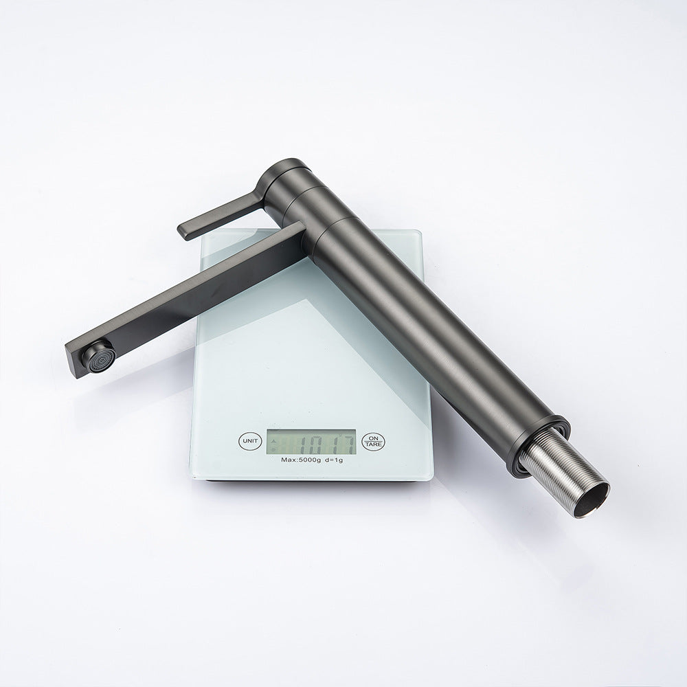 Brass Single-Handle Bathroom Sink Faucet