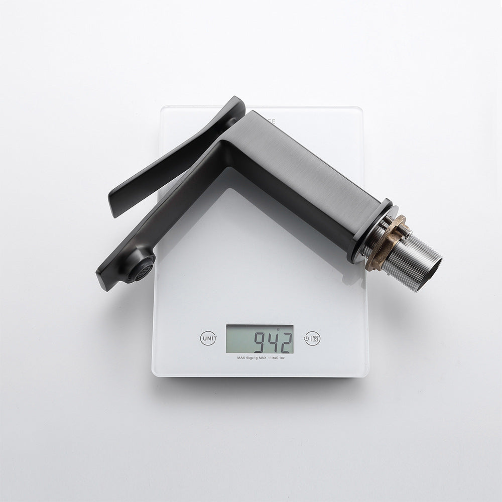 Single Hole Single Handle Bathroom Faucet