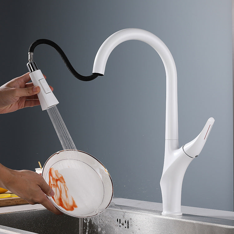 Küchenarmatur mit Pull-Down-Sprayer für heißes und kaltes Wasser aus massivem Messing